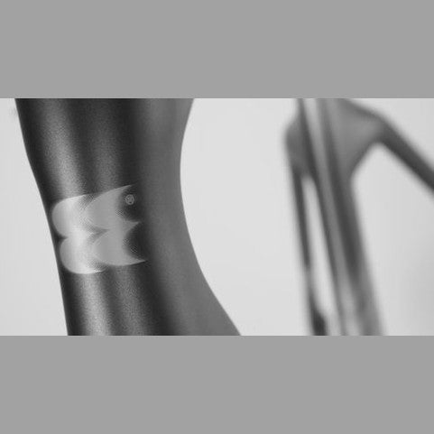 CIMA – Mist: Affordable Carbon Road Bike for Enthusiasts and Racing