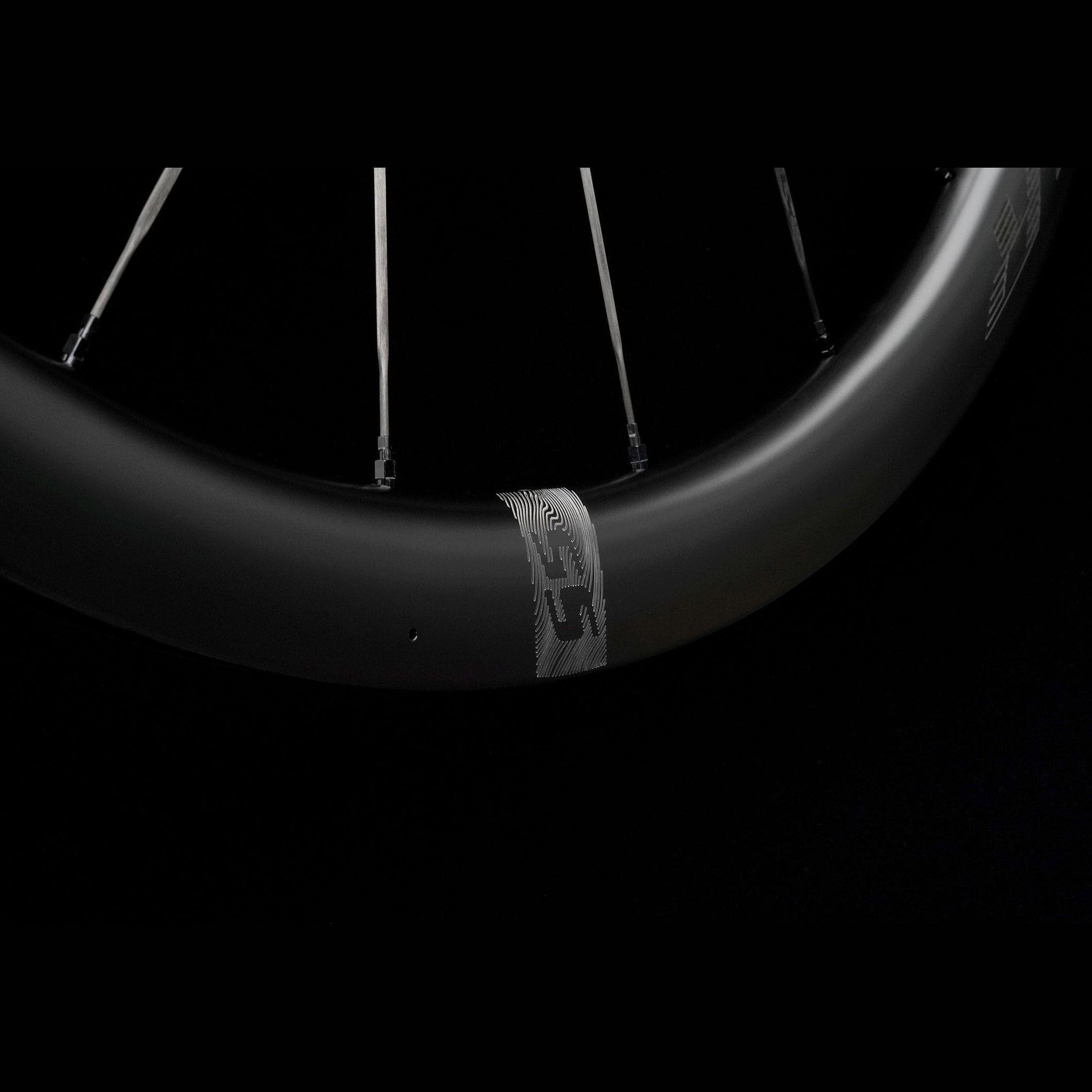 S Series S5 Rim View with etched logo on blackground 